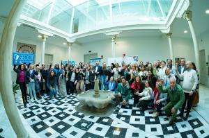 Foto de familia tras las jornadas. 
