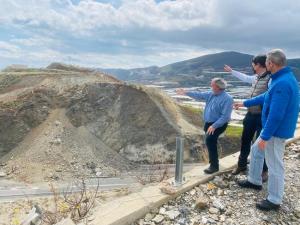 Matías González, Carlos Rojas, y Mariano González en su visita a la zona.