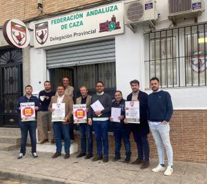 Encuentro de representantes del PP de Granada y de la Federación Andaluza de Caza.