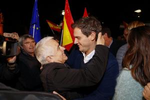 Albert Rivera saluda a José Antonio Funes.