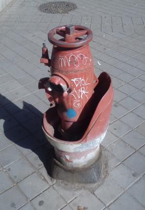 Columna de agua deteriorada.