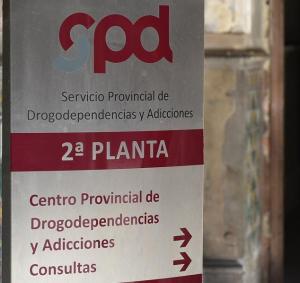 Señalización del Centro Provincial de Drogodependencias.