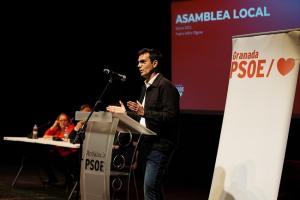 Cuenca, durante la Asamblea del PSOE de la capital.