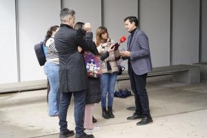 Cuenca atiende a los periodistas tras el Consejo Rector. 