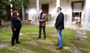 Francisco Cuenca con Isabel Reche y Carlos Rodríguez.