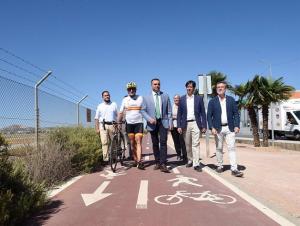 Visita sobre el proyecto en torno a la base aérea. 