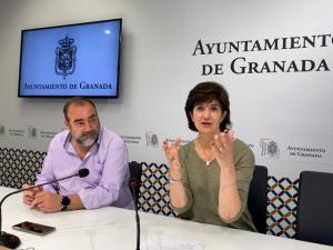 Elisa Cabrerizo y Francisco Puentedura en rueda de prensa.