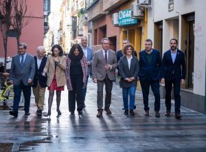Espadas con los secretarios provinciales y otros representantes del PSOE andaluz.