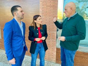 Olga Manzano con Noel López y Gerardo Sánchez. 