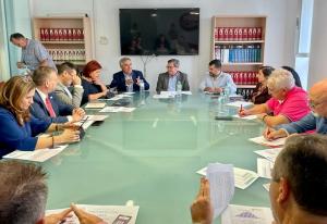 Reunión del PSOE con los sindicatos UGT y CCOO.