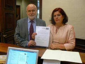 Elvira Ramón y Gregorio Cámara en el Congreso.