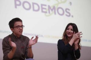 Ana Terrón con Íñigo Errejón en un acto de la campaña de diciembre.