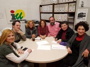 Reunión de los representantes de IU y del alumnado de la EOI.