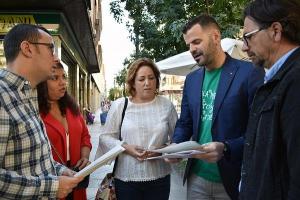 Fernández y Pérez, con otros representantes de IU, en una imagen de archivo.