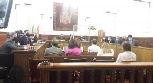 Los acusados, entre ellos Eduardo Moral y María Francés, este martes en la Audiencia.