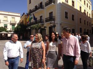 Dolores López durante su visita a Almuñécar.