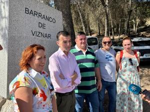Antonio Maíllo, durante su visita al Barranco de Víznar. 