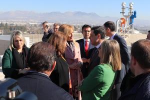 La alcaldesa de Maracena, en la charla con Moreno.