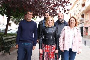 Pedro Honrubia y Matilde Ramiro con otros representantes de la confluencia.