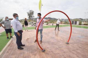 El presidente de la Diputación y el alcalde de Moclín, en primer término.