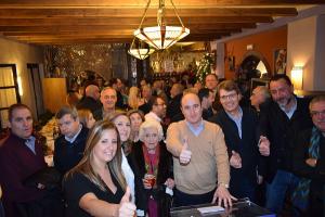 Juan García Montero, junto a miembros que apoyan su candidatura.