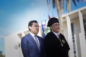 Moreno y el consejero Gómez Villamandos cuando este era rector de la Universidad de Córdoba.