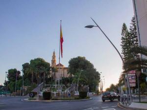 Imagen de la rotonda del Santuario de la Virgen de la Cabeza, en Motril, este domingo.