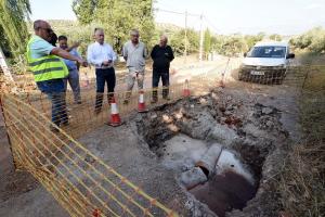 Imagen de archivo de una visita a obras en Nívar.