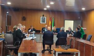 Olivo y Roca, en la primera sesión del juicio.