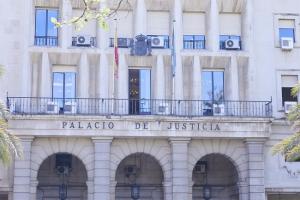 Fachada del Palacio de Justicia de Sevilla, que alberga la Audiencia Provincial.