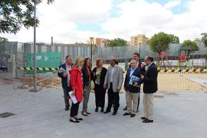 Los representantes del PP, en su visita a Los Pajaritos.