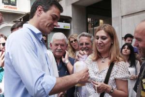 Sánchez, en una de sus visitas a Granada.