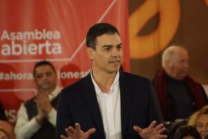 Pedro Sánchez durante su intervención en Granada.