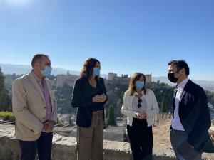 Loles López, con Francisco Rodríguez, Rocío Díaz y Jorge Saavedra.