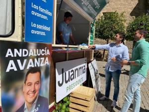 Saavedra y Caracuel, en el acto de campaña del PP de Granada de este martes.