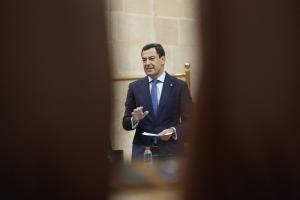 El presidente en la sesión de control en el Parlamento.