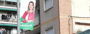 Cartel electoral de Susana Díaz, en una calle de Granada.