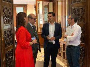 Cuenca conversa con Fernández Madrid, Ruz y Corpas.