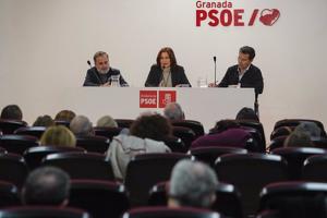 Encuentro de los socialistas granadinos con Mari Luz Martínez Seijo.
