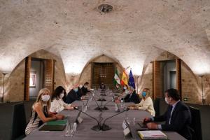 Imagen de la reunión del Consejo de Gobierno en junio de 2020 en la Alhambra.