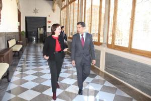La delegada del Gobierno en Andalucía con el presidente del TSJA.
