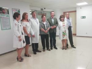 La directora gerente del SAS, Francisca Antón, visita el Hospital de Santa Ana.