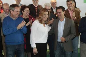 Susana Díaz junto a Francisco Cuenca en un acto del PSOE celebrado el pasado año.