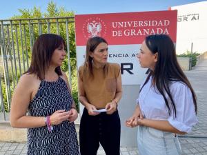 De izquierda a derecha, Olvido de la Rosa, Olga Manzano y Arantxa Urrea.