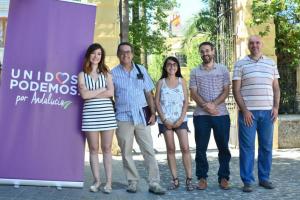 Ana Terrón, junto a miembros de Unidos Podemos.