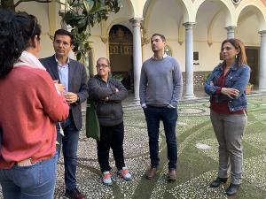 Cuenca, Ruz y Castillo con representantes de las familias usuarias del Pabellón Mulhacén.