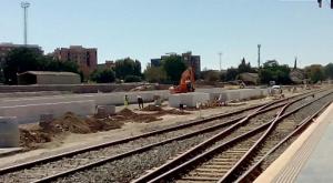 Granada lleva 500 días aislada por tren, una situación que indigna a ciudadanía, agentes sociales e instituciones.