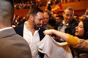 Santiago Abascal, a su llegada al Palacio de Congresos de Granada.